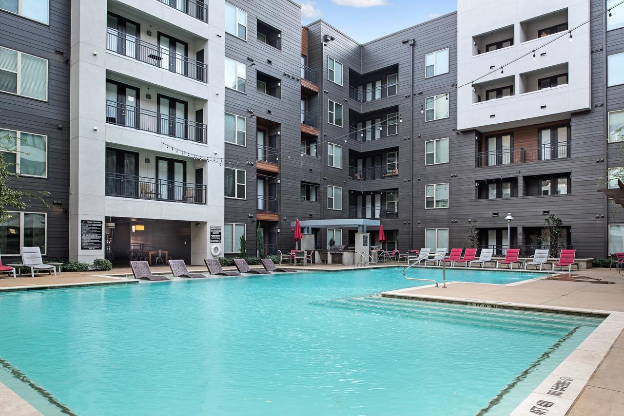 Regal Stays Apartments Uptown Dallas Exterior photo